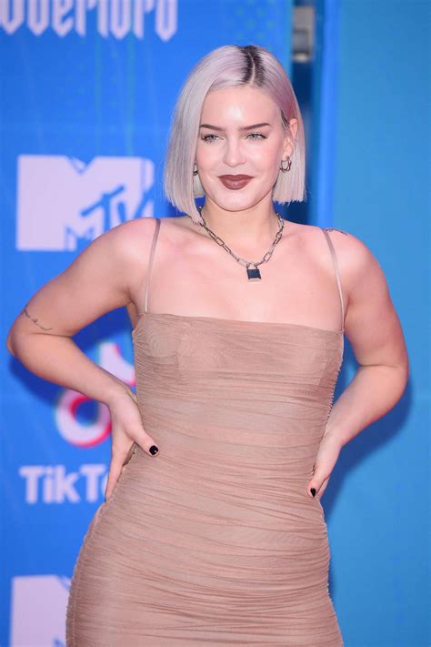 See more of mtv europe music awards 2018 live on facebook. Anne-Marie: 2018 MTV Europe Music Awards -01 | GotCeleb