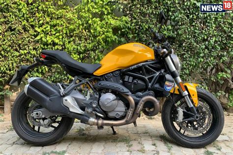 2019 Ducati Monster 821 Road Test Review Floats Like A Butterfly