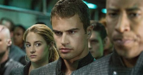 The Divergent Life New Divergent Still With Shailene Woodley And Theo