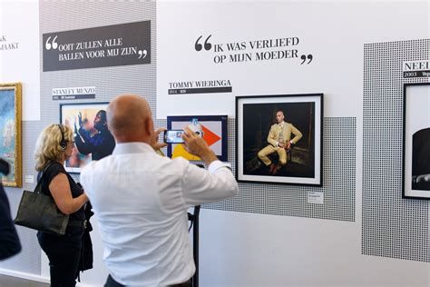 Anne van lienden average rating: Expositie Onder Hollandse Helden | Roger Cremers photography