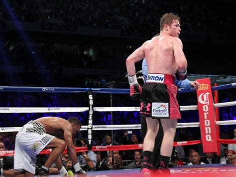 Main event saul canelo alvarez vs. Photos: Canelo vs. Trout at Alamodome Monster Gallery ...