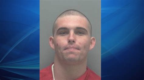 Sheriff: Florida man caught on video abusing alligator