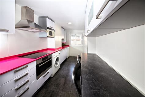 Existen numerosas tendencias en encimeras. KUHER - ENCIMERAS DE COCINA EN ZARAGOZA - SILESTONE, COMPAC