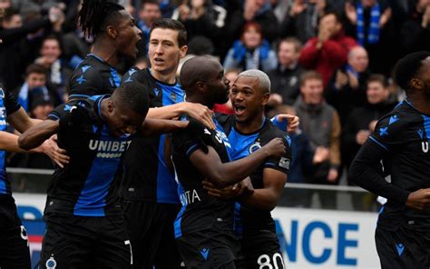 Club brugge heeft momenteel 9 punten voorsprong op racing genk. Play-offs hoeven niet meer gespeeld te worden: "Club ...