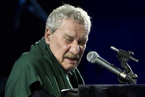 Die nationalhymne zum anhören und herunterladen. Paolo Conte unterstützt Brasilien bei der WM