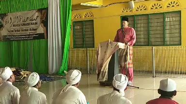 Majlis diadakan pada 27 rejab 1434h bersamaan 6 jun 2013, hari khamis. MAJLIS PERASMIAN HALAQAH HUFAZUL QURAN... - Maahad Tarbiah ...