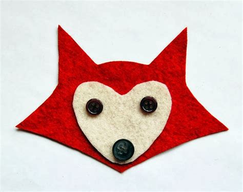 the craftinomicon felt fox ornament