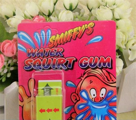 2020 Funny Squirt Chewing Gum Squirting Trick April Fools Day Gag Practical Joke Toy From