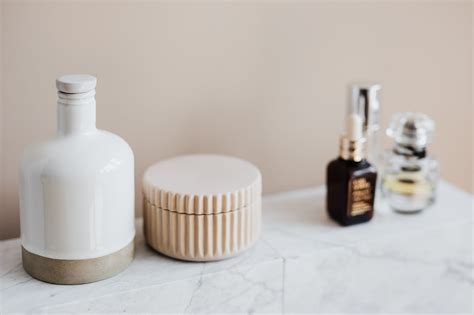 5 Bathroom Essentials You'll Need To Have When Hosting a Get-Together