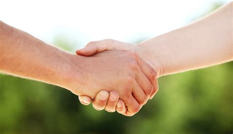 Read book works well with others: Gross: Science Says You Should Quit Shaking Hands, Stat