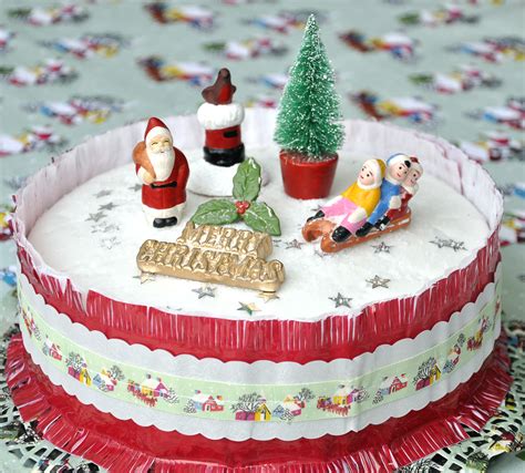 2020 new year cakes ideas #newyear #2020 #2020newyear #kuwait #kuwaitcakes. 30 MOUTHWATERING CAKE DESIGNS FOR CHRISTMAS ...
