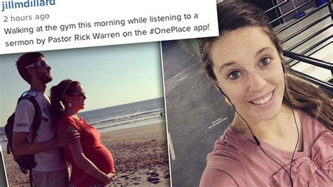 Working Out For Two Pregnant Jill Duggar Hits The Gym Listens To