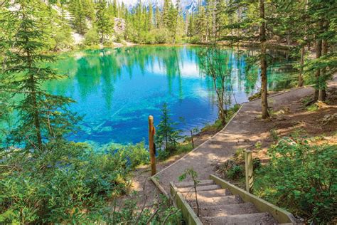 Each Year Thousands Of Hikers Come To The Bow Valley To Hike The