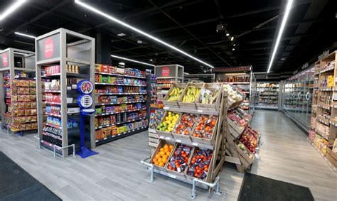20% discount on your groceries and most auto repairs. Store layout - Southern Co-op Food