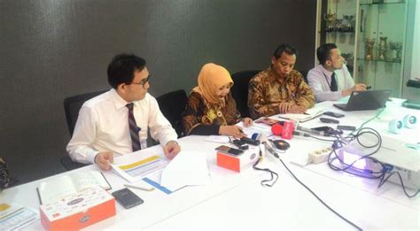 Giro merupakan suatu produk bank dalam rangka menghimpun dana pihak ketiga, biasanya suku bunga giro terbilang jauh lebih rendah. Begini Ketentuan Bilyet Giro Terbaru Bank Indonesia ...