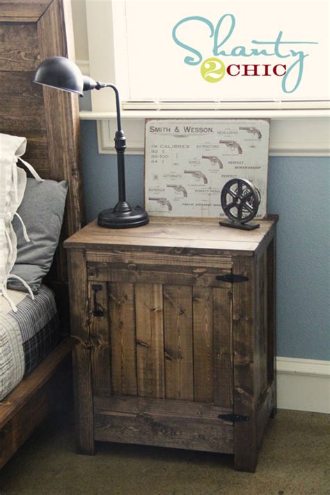 Stack two wooden crates and turn them into this adorable nightstand. 10 Awesome DIY Wood Nightstands - Shelterness