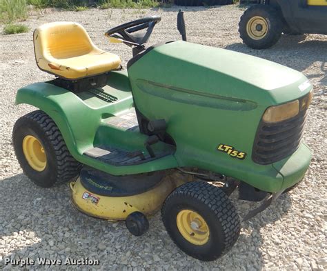2000 John Deere Lt155 Lawn Mower In Abilene Ks Item Fp9157 Sold