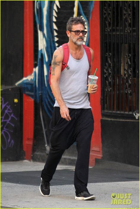 Jeffrey dean morganподлинная учетная запись. Jeffrey Dean Morgan Steps Out Looking Super Slim | Jeffrey ...