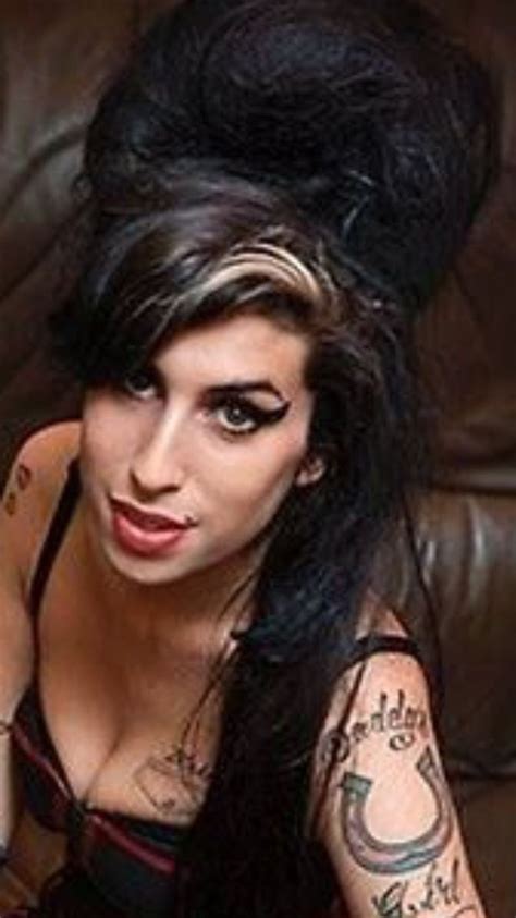 Close And Personal W Amy Amy Winehouse Kurt Cobian Amazing Amy Black Tears Janis Joplin