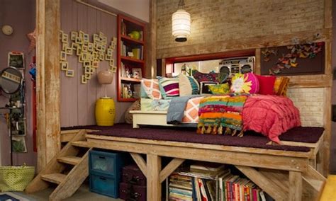 Shot with the young actors assembly during a casting workshop, 2018. Teddy Duncan's 'Good Luck Charlie' Bedroom | Awesome ...