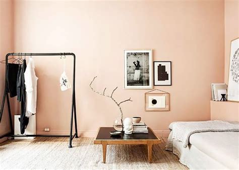 Paint 10 paint colours that make a room appear bigger than it actually is. 6 Best Paint Colors That Make a Room Look Bigger