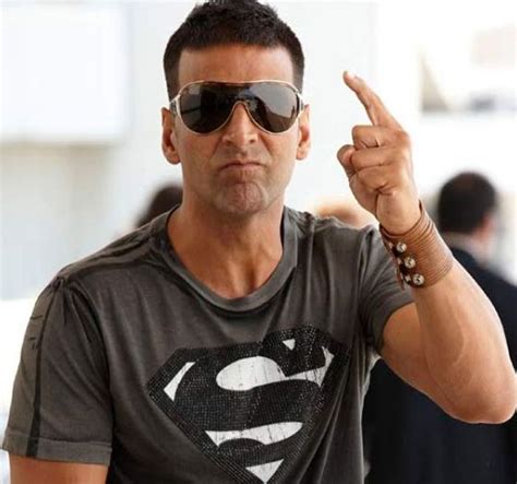 Latest Bollywood Actors Akshay Kumar Hd Wallpapers Gallery Sms In