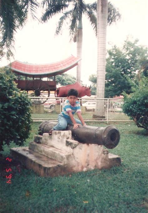 We did not find results for: sepanjang jalan pulang: Sepanjang Jalan Kenangan : Kereta ...