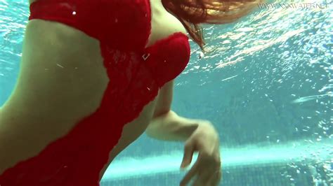 Lina Mercury Hot Underwater Show