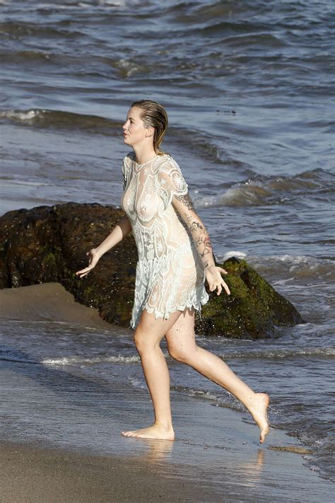 Ireland Baldwin Bikini Photoshoot On Beach 03 Gotceleb