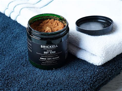 The Best Body Scrubs For Men To Use In Spy