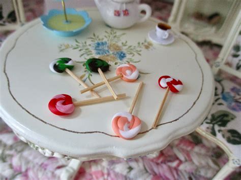 Miniature Lollipops Set Of 6 Style 15 Dollhouse Miniature 112