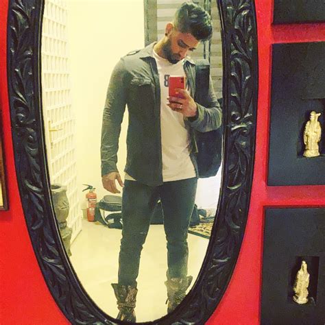 10am to 6pm (except wed/thu) wed & thu: Sid Singh | Singapore | The Fashion Hero