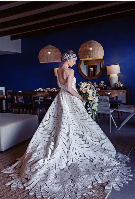 Oscar De La Renta Wedding Dress Save 50 Stillwhite