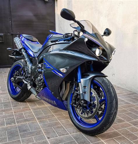 Yamaha R1 2014 Model 2014 Yamaha Yzf R1 Official Pictures And Prices