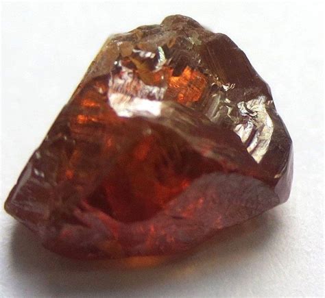 171 Ct Rough Uncut Reddish Brown Diamond With Firey Glow In Its