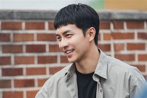 Profil Dan Biodata Lee Seung Gi Aktor Multitalenta Dan Berprestasi