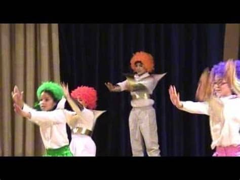 ¡sobrevuela las nubes, rompe la barrera del sonido, dispara contra juegos de aviones. Villancico ABBA 3º Primaria Años 70 Navidad 2010 - YouTube ...