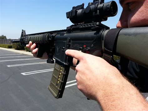 Tendências de 2020 em 1 em esporte e lazer, acessórios para armas de caça, brinquedos e hobbies, casa e jardim com airsoft m16 e 1. Bill and his M16 | Airsoft GI TV Blog