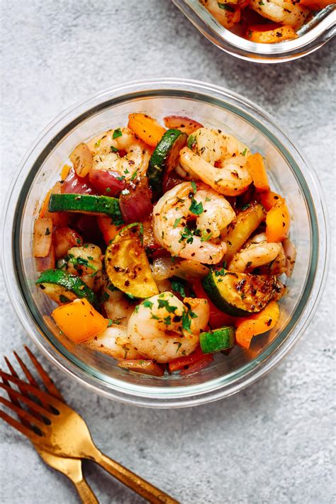 If you can't find them, substitute pearl onions. Garlic Shrimp and Veggies Meal Prep Bowls - Primavera Kitchen