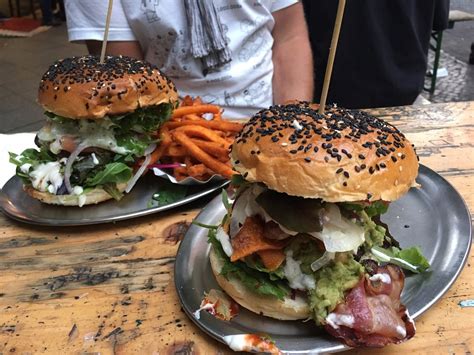 Mit 4,5/5 von reisenden bewertet. BBI - Berlin Burger International Rezervasyon | Almanya ...