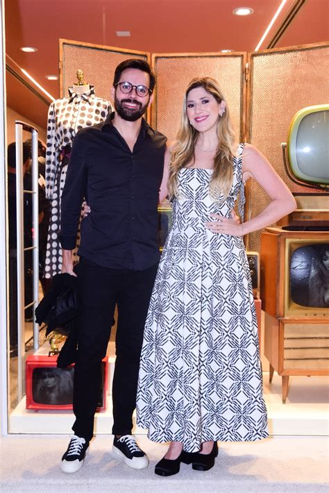 Dani Calabresa, Rafa Brites e mais famosas vão a inauguração de