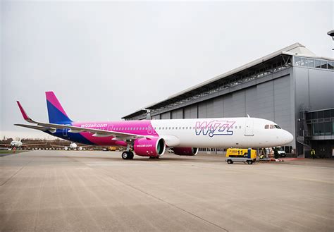 Wizz Air Takes Delivery Of Its First A321neo Airbus