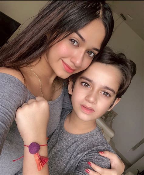 Jannat Zubair Rahmani Shares Adorable Picture With Younger
