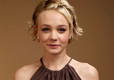 She was born may 28, 1985, in westminster, london, england, to nano (booth), a university lecturer, and stephen mulligan, a hotel manager. Carey Mulligan, Collateral'ın başrol oyuncusu oldu ...