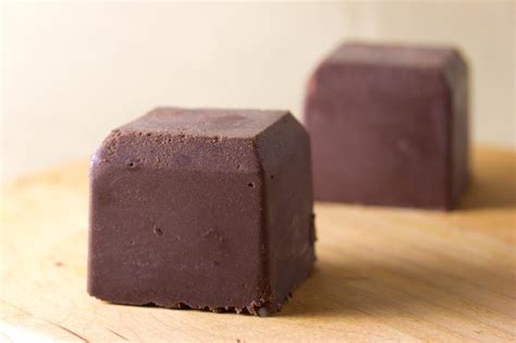 This is especially true with the whipped versions from earth balance and melt. Chocolate Vegan Butter - Veganbaking.net - Recipes ...