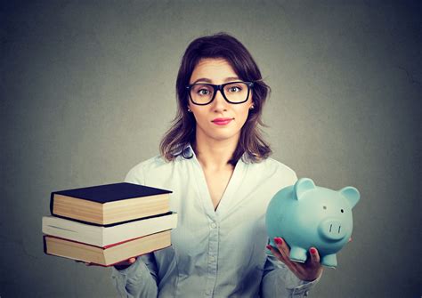 Florida teachers union survey finds broad support for teacher pay boost