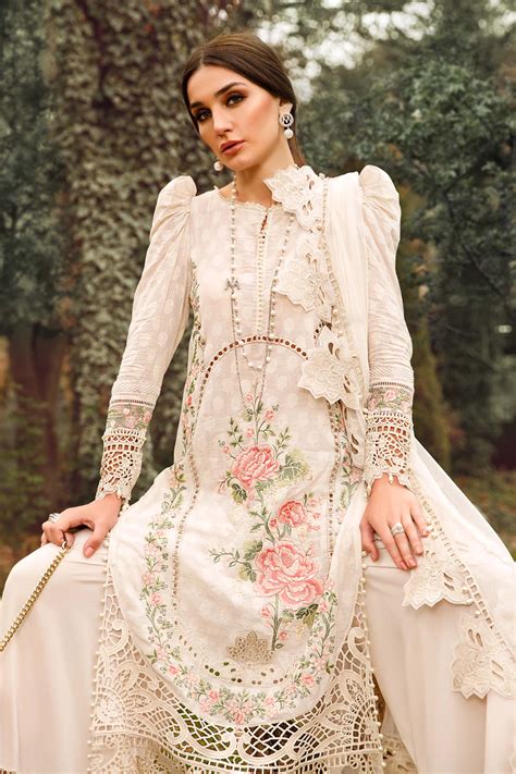 Mariab Luxury Lawn Collection 2023 D 2302 A Yourlibaas