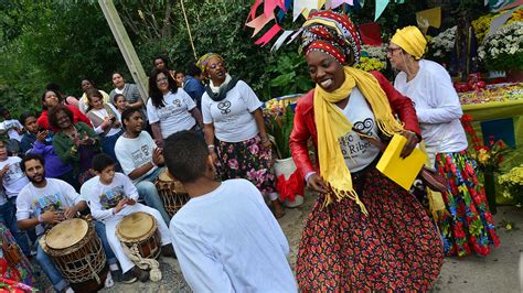 Atividades Culturais E Cívicas Propostas Para Envolvimento Da Comunidade