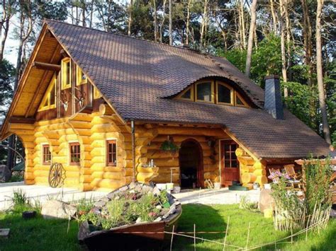 Refined And Very Attractive Log Home Home Design Garden