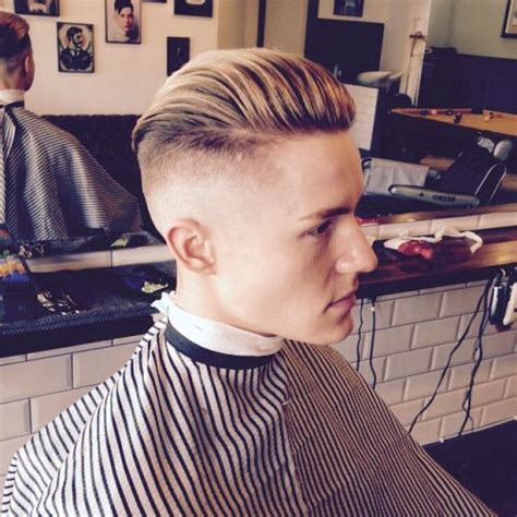 How about we begin with the rudiments of hair wording. Fade to zero nice and slicked back on top 👌🏻 | Mens ...